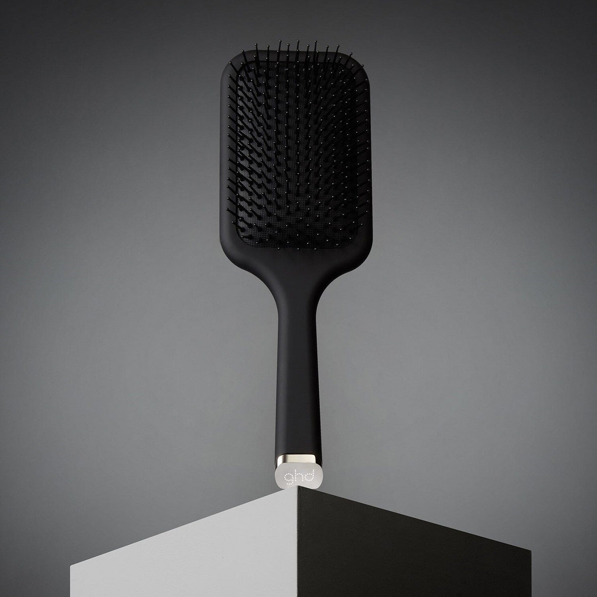 ghd - La Brosse Plate Professionnelle pour un Coiffage Impeccable